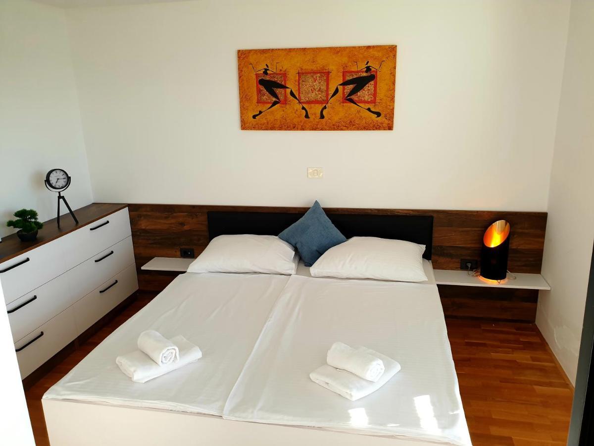 Apartment Polonia Копер Экстерьер фото