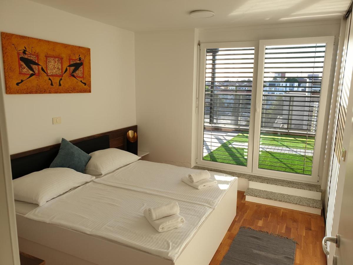 Apartment Polonia Копер Экстерьер фото